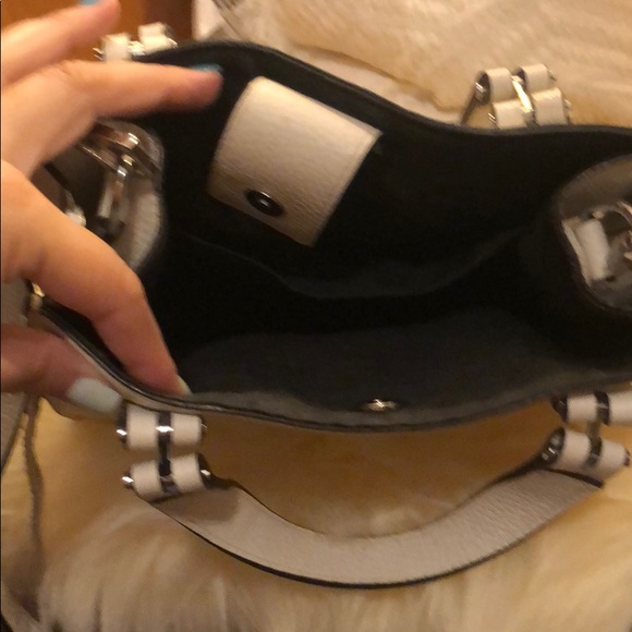 Rebecca Minkoff White Purse Studs Black Piping - Picture 6 of 7